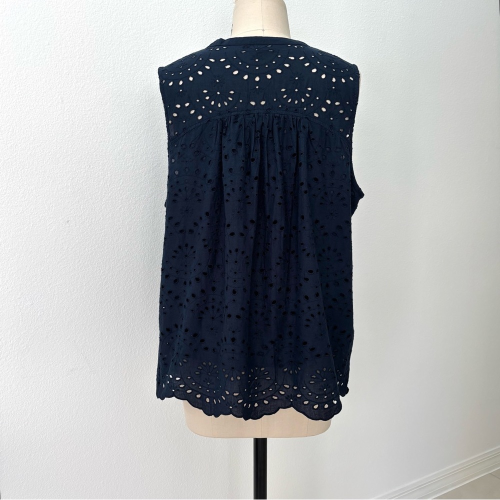 Liverpool Sleeveless Eyelet Top NWT Navy Blue Scalloped Hem Swing Silhouette L - Picture 6 of 10